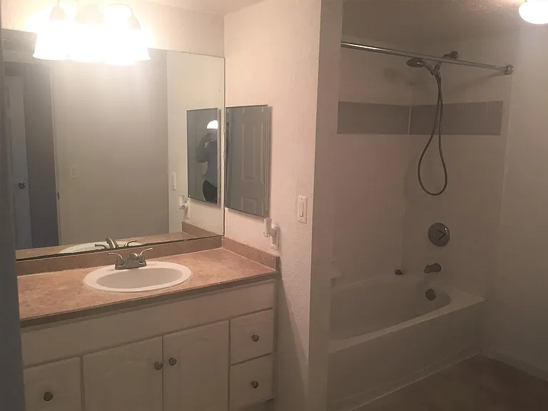 705 Boardwalk Dr #413 — Photo 9