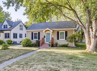 225 Broadway St E, Osseo, MN 55369