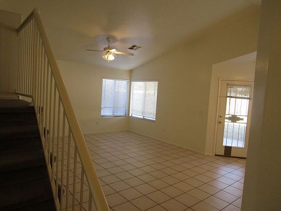 3rd image of 2140 E Palomino Dr