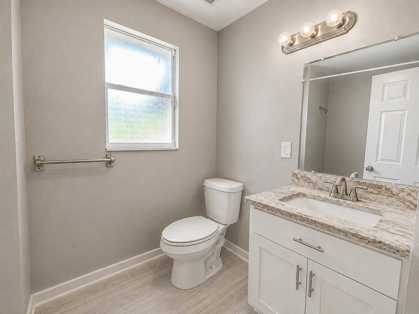 3 bed, 1150 sqft, $1,995 — Photo 2