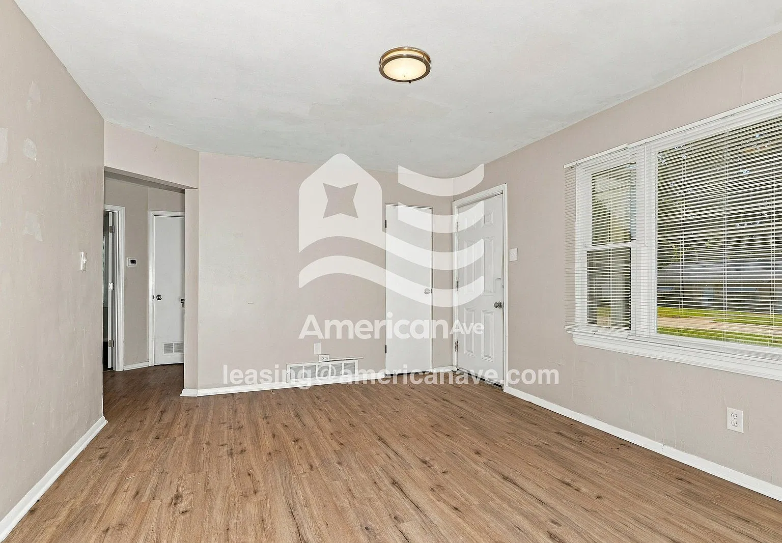 3 bed, 1.0 bath, 1032 sqft, $1,325 — Photo 4