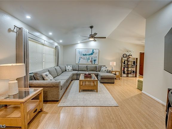 5th image of 3431 SW 6th Ave