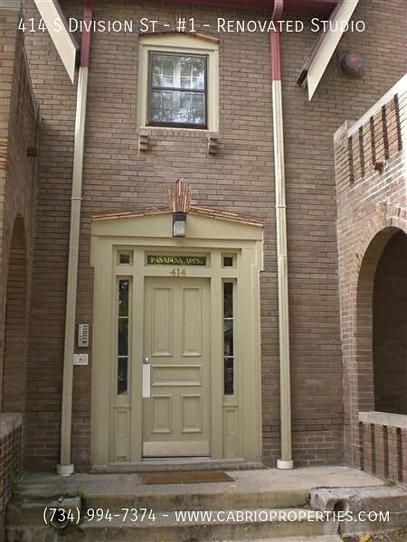 414 S. Division — Photo 4