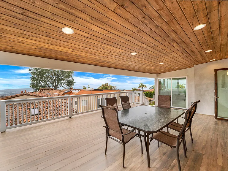 5821 Corral Way — Photo 36
