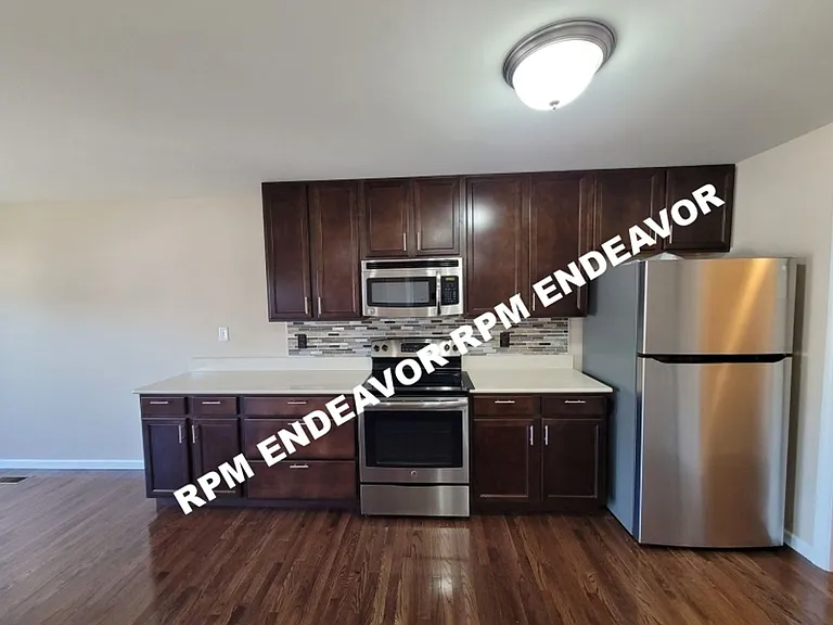 141 Boardwalk Gardens Dr — Photo 9