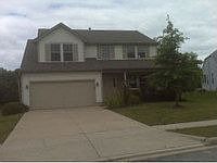 1st image of 527 Bedford Ct