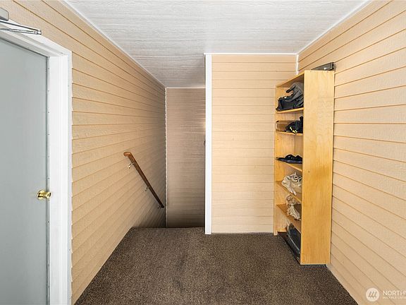 4th image of 3317 Claremont Avenue S
