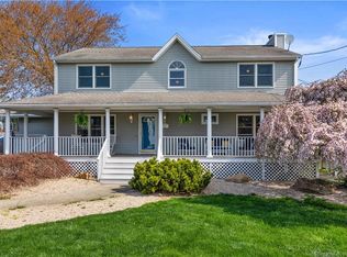 27 Orchard Rd, Milford, CT 06460