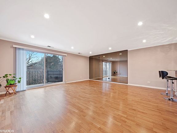 3rd image of 1275 Baldwin Ln #309