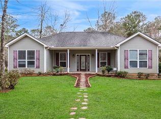 16 Plantation Ln, Covington, LA 70433