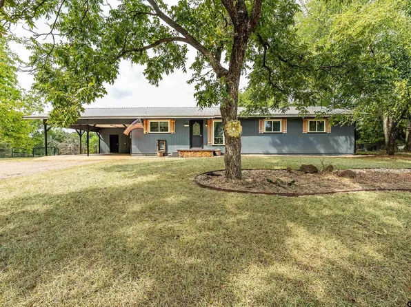 2818 Willow Oak Rd, Gladewater, TX 75647