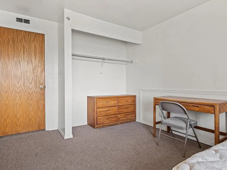 724 W 1720 N #301 — Photo 15