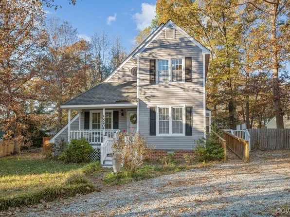 5204 Ashton Woods Dr, North Chesterfield, VA 23237