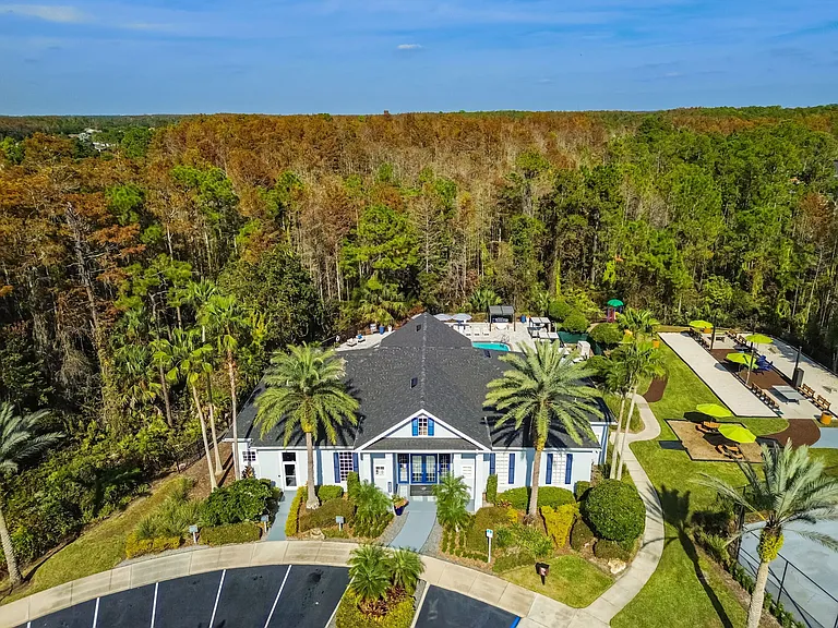 Knightsbridge at Stoneybrook — Photo 20