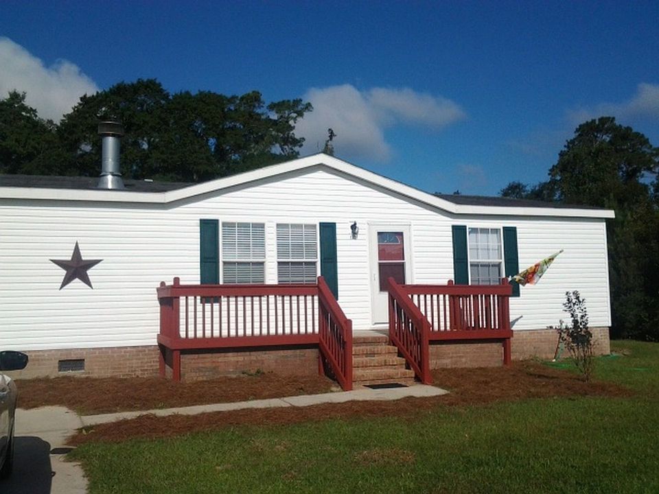1st image of 123 Magnolia Gardens Dr