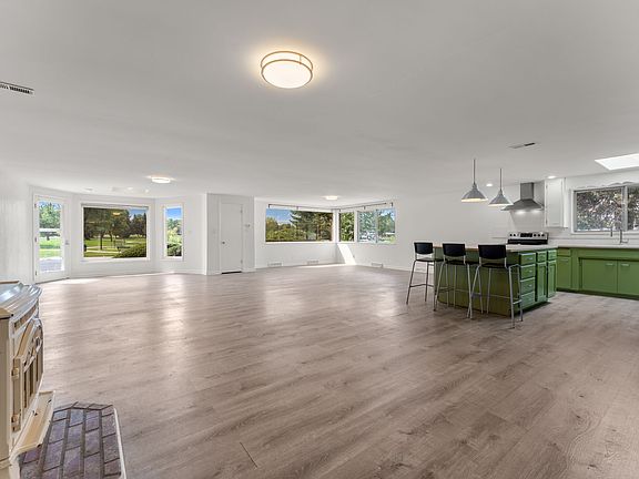 Wonderful and modern open-layout