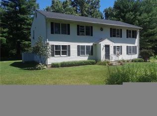 98 Hillhouse Rd APT 4, Goshen, CT 06756