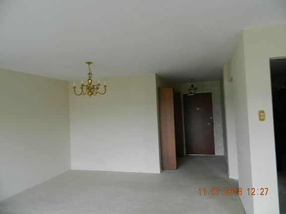 4th image of 900 W Sunset Dr APT 604