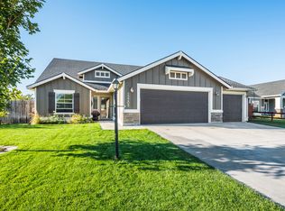 12209 W Foxhaven St, Star, ID 83669