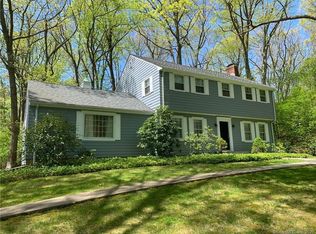 15 Knob Hill Rd, Madison, CT 06443