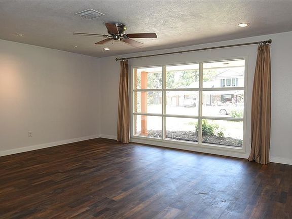 3rd image of 10511 Eddystone Dr