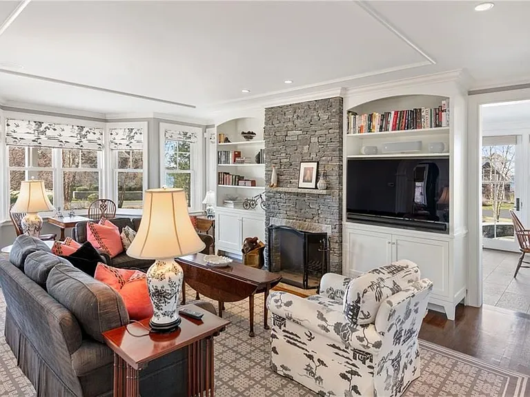271 Carnegie Harbor Dr — Photo 4