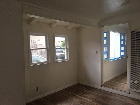 4th image of 11244 Tiara St