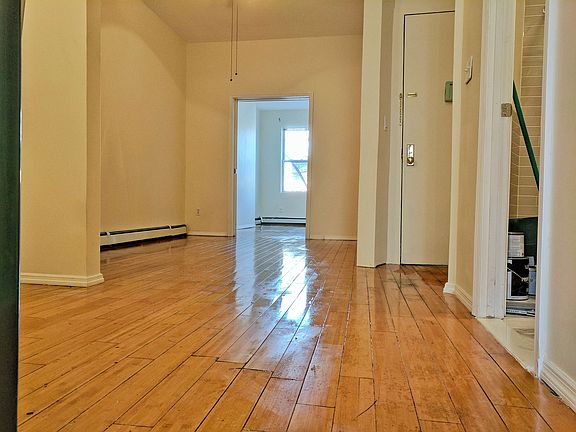 4th image of 498 Flatbush Ave APT 1