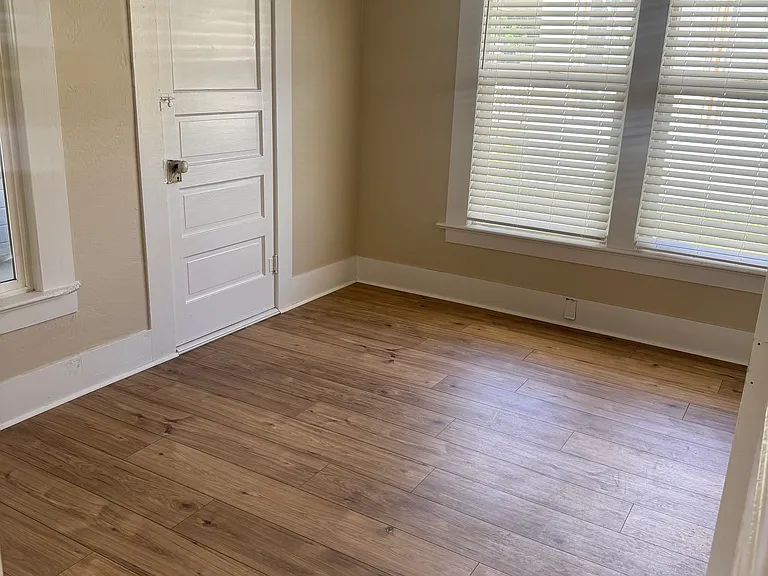 644 W Miner St — Photo 8