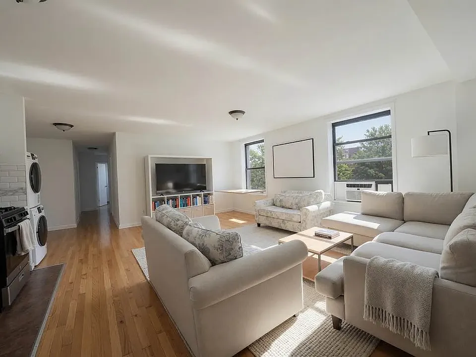 93 Avenue B #2R