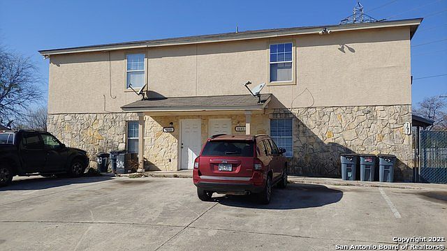 1st image of 7641 Windsor Oaks #7643