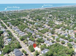 139 NE 10th St, Oak Island, NC 28465