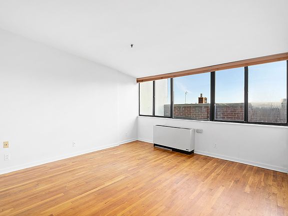 4th image of 121 Pacific St #A5f