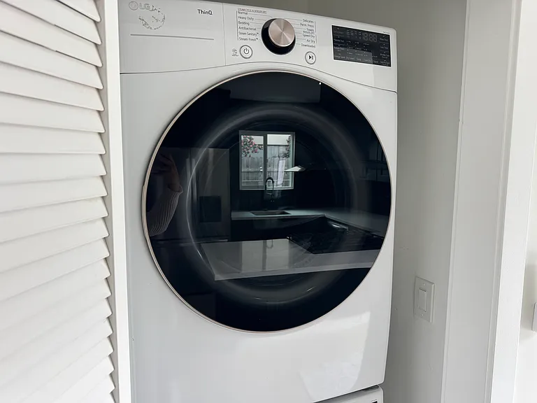 685 N Hickory St #2 — Photo 6