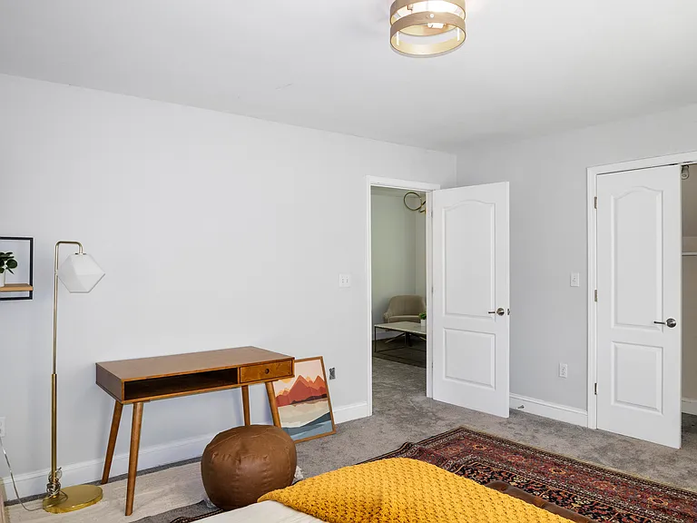 2038 East Dr — Photo 23