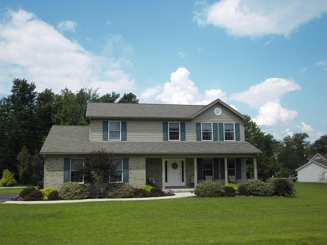 2nd image of 2 Chippewa Cv