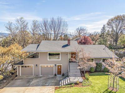 736 Frances Ln, Ashland, OR, 97520