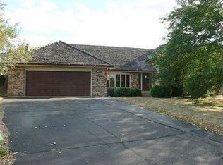 1301 Aspen Dr, Burnsville, MN 55337