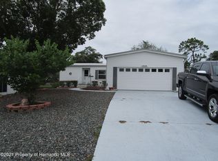 8235 Weatherford Ave, Brooksville, FL 34613
