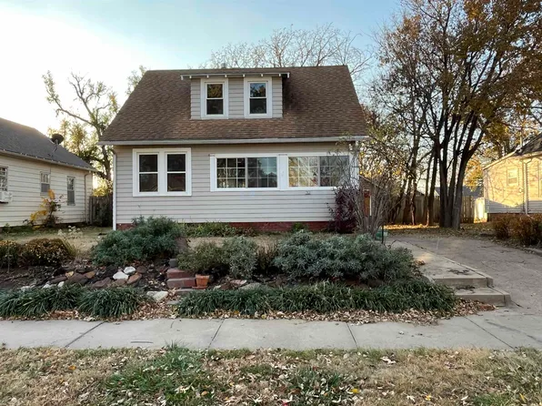 712 Custer St, Salina, KS 67401