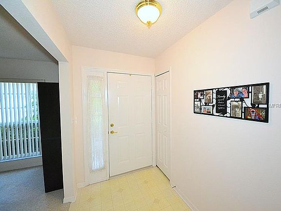 3rd image of 4386 Sambourne St