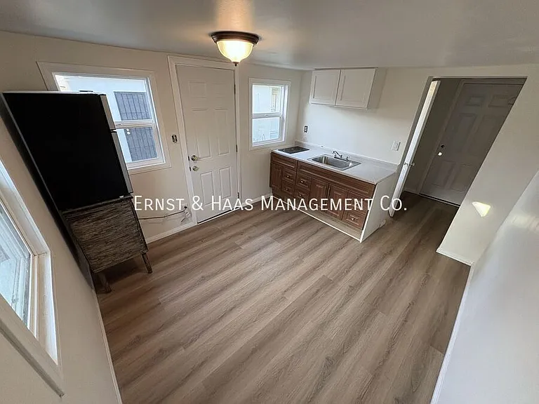 15334 S Orizaba Ave #B — Photo 3