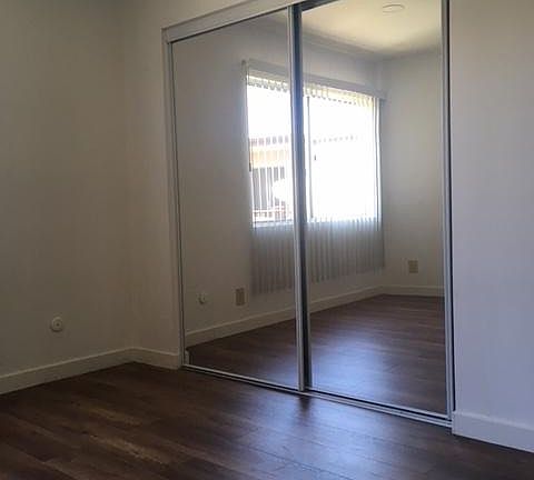 5th image of 10841 Whipple St #202