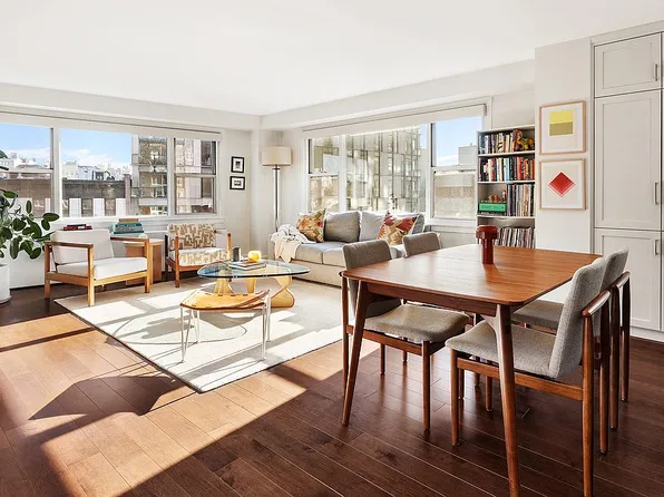18 Charlton St Unit 9L, New York, NY 10014
