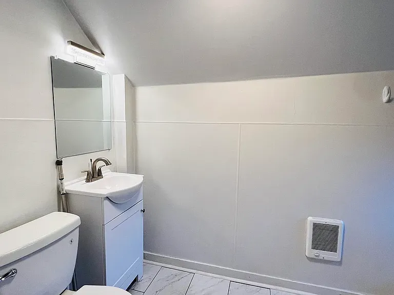 445 Davidson Ct — Photo 7