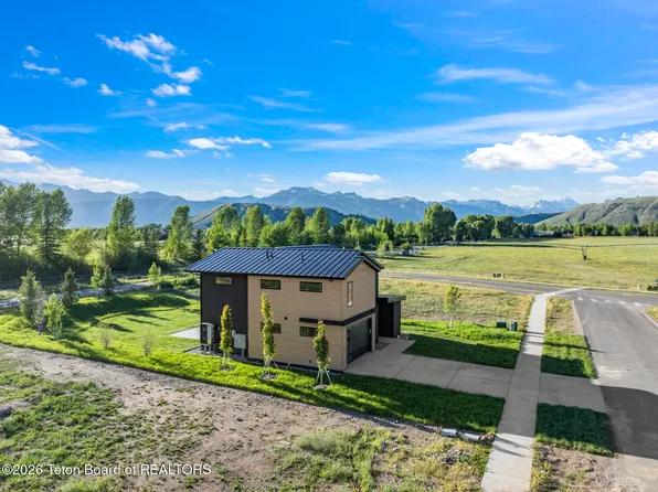 2515 S Cattle Dr, Jackson, WY 83001