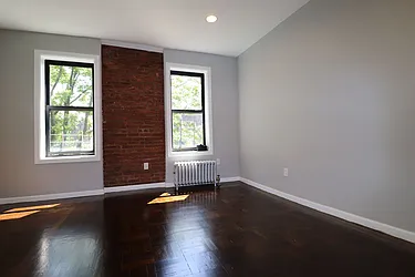 Rented by Bruma Realty LLC