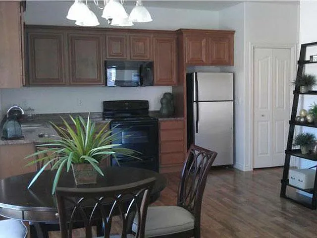 Villas at Viking Road — Photo 15