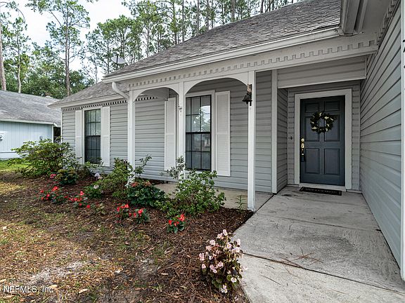 3rd image of 1745 ST IVES Drive