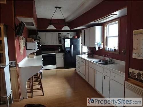 4th image of 4110 S 60 SW